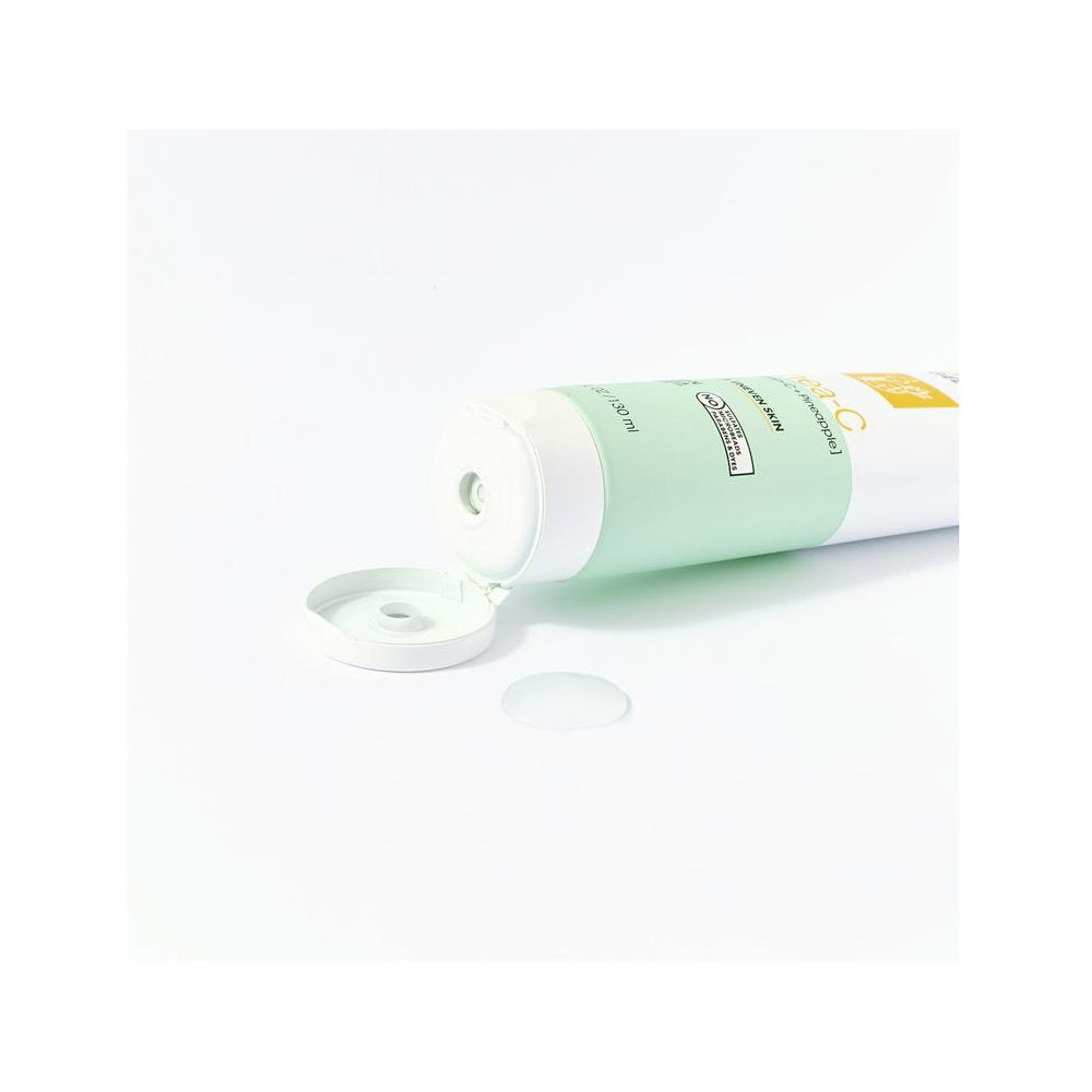 Garnier Green Labs Pinea-C Brightening Gel Wash Cleanser 130mL