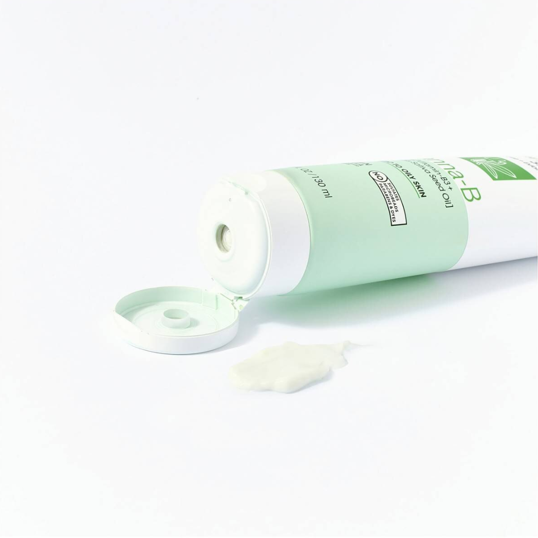 Garnier Green Labs Pore Perfecting 3 in 1 Cleanse Exfoliate Mask Canna B 130mL